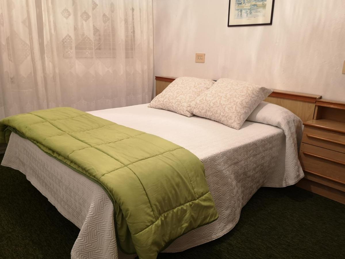 Hostal Vina Оутес Экстерьер фото